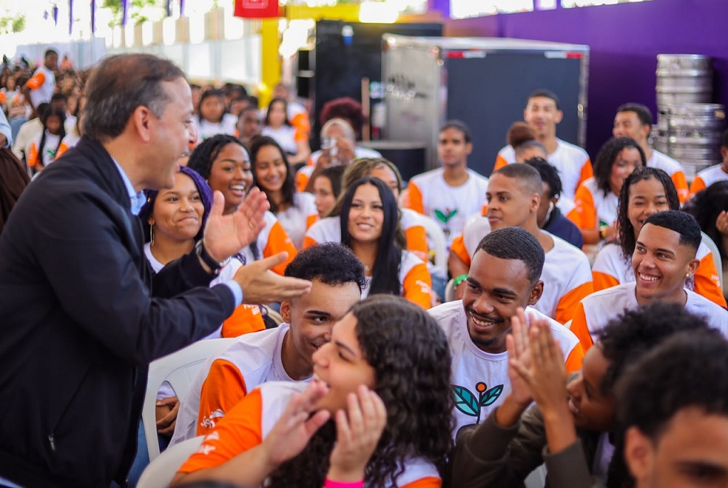 Niterói Jovem EcoSocial inicia nova edição com mil jovens - Foto Evelen Gouvêa (2)