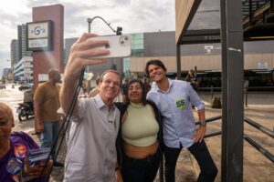 Paes_terminal_Gentileza