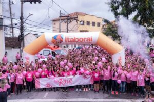 Caminhada Rosa transforma Itaboraí em um mar de solidariedade e prevenção (4)