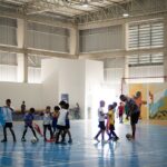 Itaboraí oferece aulas gratuitas de futsal para crianças no Ginásio Esportiv